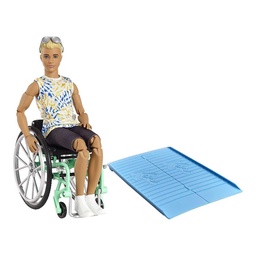 Muñeco Ken Barbie Fashionista Silla de Ruedas